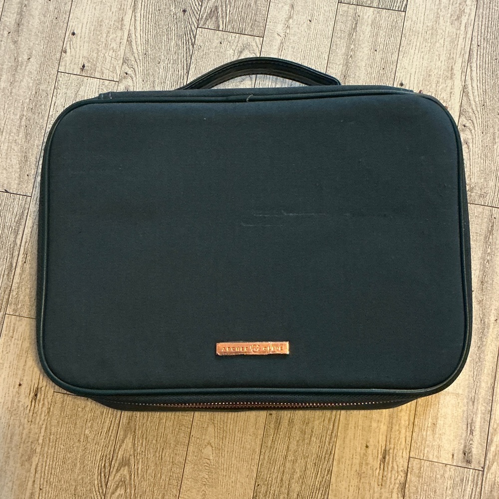 Archer & Olive Navy Creativity Case